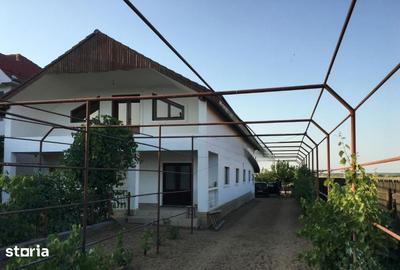 Casă cu 3 camere cu Teren 2263 Mp în Central - 9