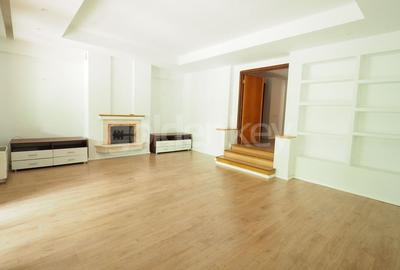 Vila cu deschidere catre lac ideala pentru birouri sau rezidenta - 3