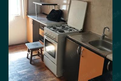 Inchiriez apartament - 3