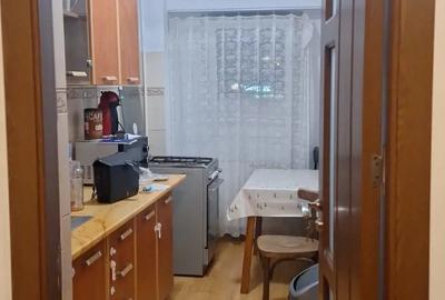 Caut colega de camera - 2