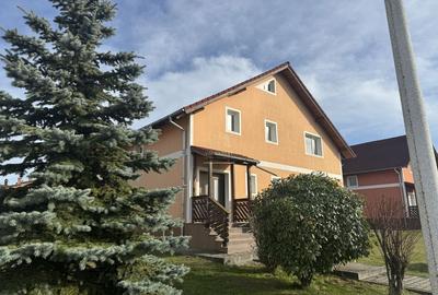 Casă cu 5 camere cu Teren 560 Mp în Central - 18