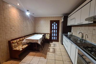 Apartament cu 3 camere decomandat în Central - 7