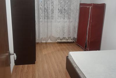 Apartament decomandat în Obor