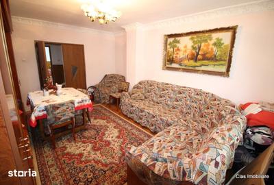 Apartament cu 4 camere decomandat în Central - 10