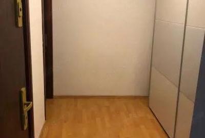 Garsonieră decomandată în Vitan