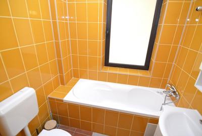 INCHIRIERE APARTAMENT 3 CAMERE UNIRII - FANTANI - 35