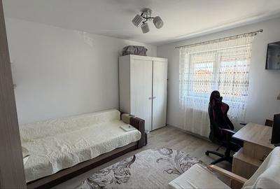 Apartament cu 3 camere decomandat în Sud - 6