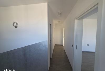 Casă cu 4 camere cu Teren 200 Mp în Livezeni - 10
