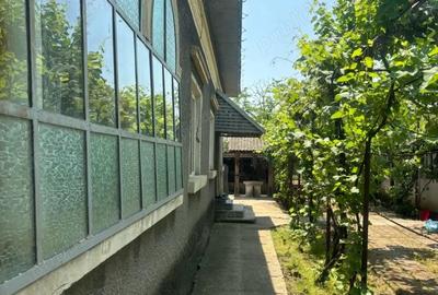 Casă cu 4 camere cu Teren 2500 Mp în Rotunda - 1