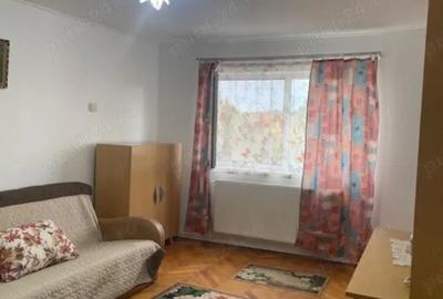 Inchiriez apartament , 2 camere , decomandat , str.Timisorii 110 , etaj 3 - 10