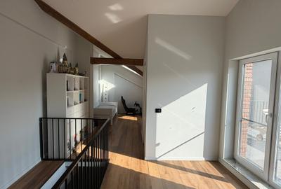 Casă cu 5 camere cu Canalizare în Domenii - 15