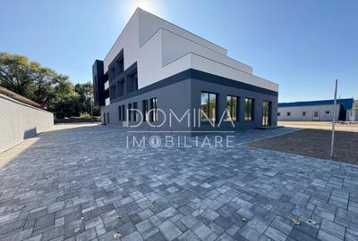 Cladire moderna P+2 cu parcare proprie - str. Tineretului - 18