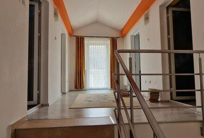 Casă cu 5 camere cu Teren 820 Mp în Bucium - 9