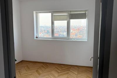Apartament cu 3 camere semidecomandat în Complex Studențesc - 3