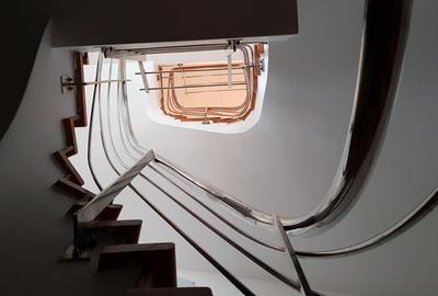 Duplex cu 4 camere cu Canalizare în Central - 8