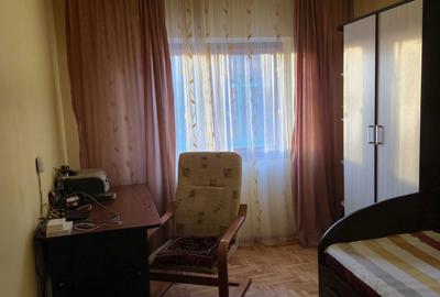 Apartament cu 3 camere decomandat în Central - 2