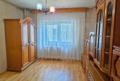 Apartament cu 3 camere decomandat în 1 Mai - 4