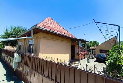 Casa pe un nivel renovata,curte individuala teren 780mp - 2