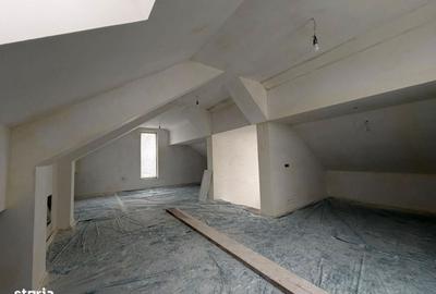 Casă cu 4 camere în Odăile