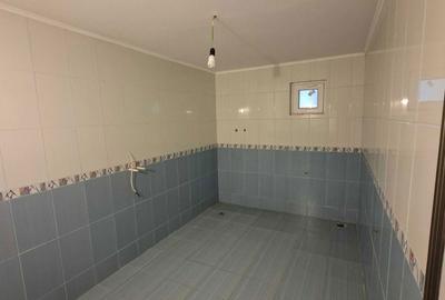 Casă cu 3 camere cu Teren 1430 Mp în Starchiojd - 3