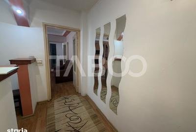 Apartament cu 3 camere semidecomandat în Central - 11