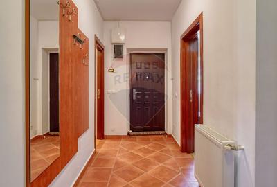 Casa / Vila cu 8 camere de vanzare in zona Valea Rasnoavei - 10