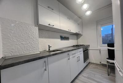 Garsoniera spatioasa in zona Decebal - Piata Alba Iulia - 7