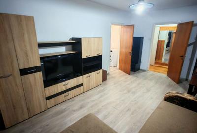 Apartament cu 2 camere semidecomandat în Griviței