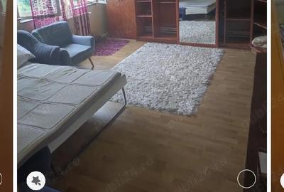 Garsonieră decomandată în Plopilor - 2