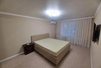 Apartament cu 2 camere decomandat în Take Ionescu