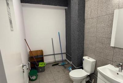 Spa?iu comercial, 56 mp zona Damila - 1