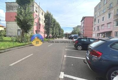 Apartament cu 2 camere decomandat în Săvinești - 1