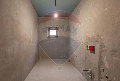 Casa / Vila cu 3 camere de vanzare - 2