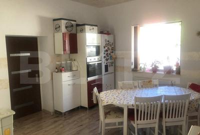 Casă cu 4 camere cu Teren 200 Mp în Central - 8