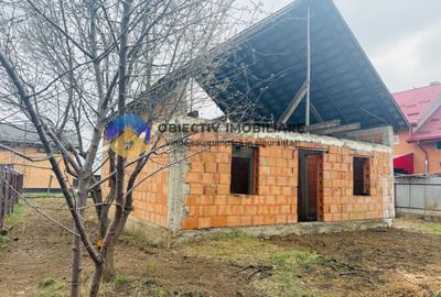 Casa la ro?u-construc?ie solida din caramida Dumb - 1