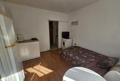 Garsonieră decomandată în Buziașului - 3