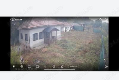 Casa cu teren 1000 m la 100 m de lacul Geormane, in centrul satului Prunet (Dolj) - 1