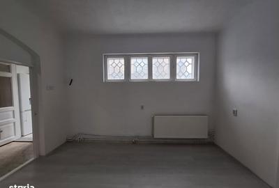 Casă cu 2 camere cu Teren 400 Mp în Exterior Vest - 5