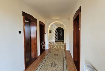 Vila de vanzare in Ghioroc - 18