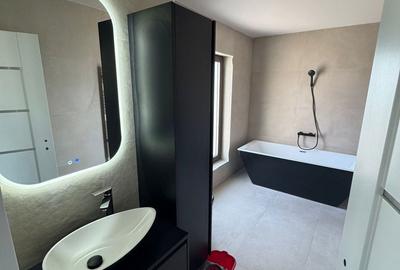 Casă cu 5 camere cu Teren 400 Mp în Cârcea - 13