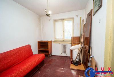 ID 2980 Apartament cu 2 camere de vanzare Strada Neptun, ETAJ 1 - 11