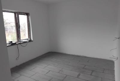 Casă individuală cu 4 camere cu Canalizare în Lumina - 3