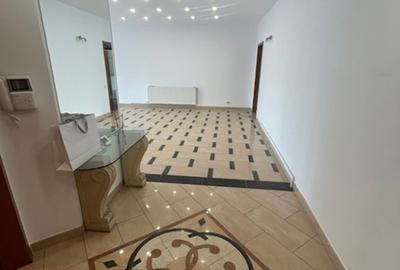 Apartament cu 4 camere decomandat în Primăverii - 1