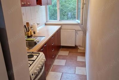 Apartament cu 3 camere semidecomandat, mobilat în Spitalul Județean - 2