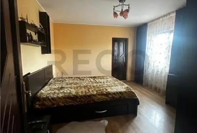 Casă cu 3 camere cu Teren 442 Mp în Beiuș - 9