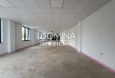 Spațiu comercial, de 187 mp, în Central - 4