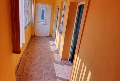 Casă cu 5 camere cu Teren 2023 Mp în Aradul Nou - 2