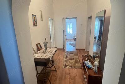 Casă cu 2 camere în Onești - 8