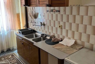 Apartament cu 3 camere decomandat în Central - 2
