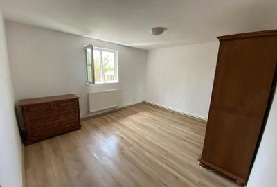 Casă cu Teren 438 Mp în Buturugeni - 7